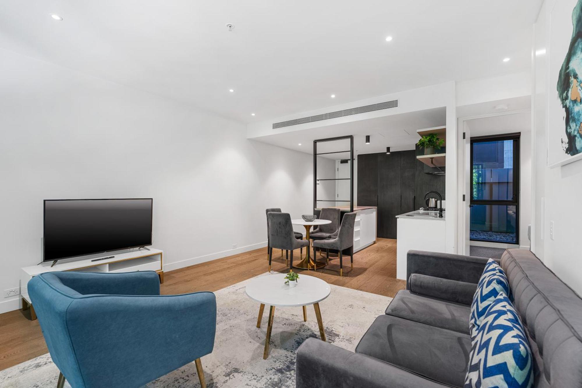 The Eminence Apartments By Cllix Melbourne Exteriör bild