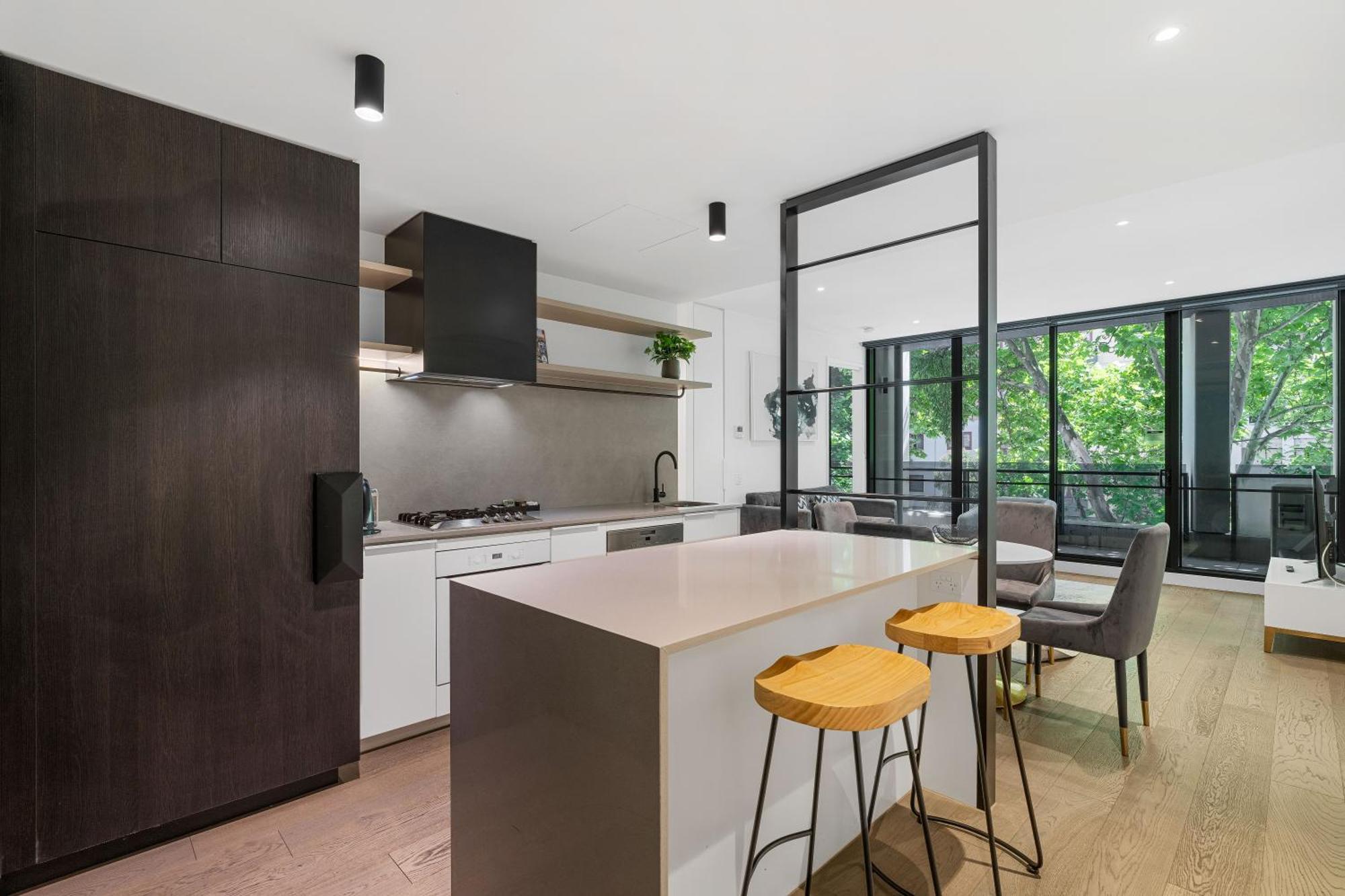 The Eminence Apartments By Cllix Melbourne Exteriör bild