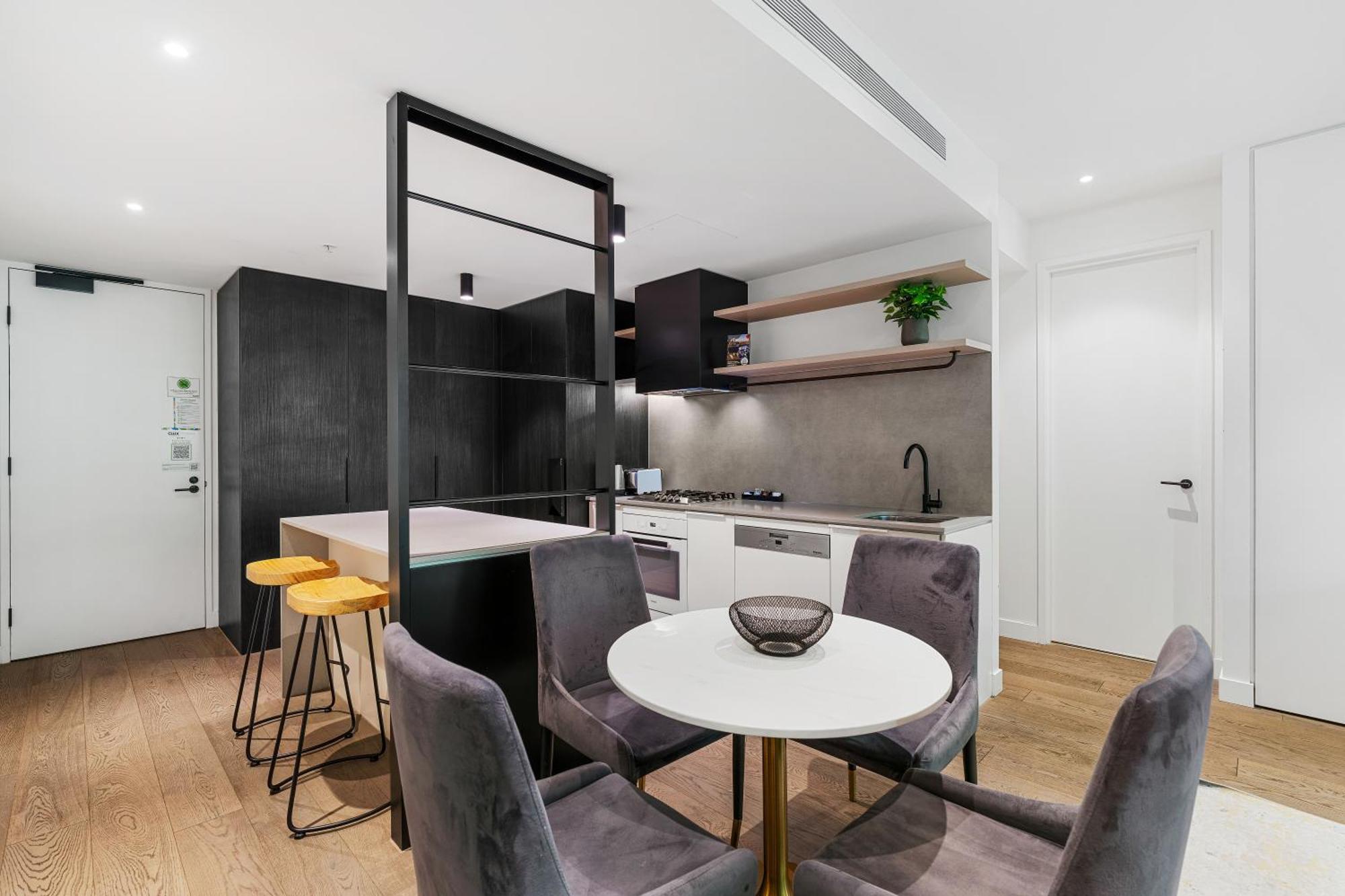 The Eminence Apartments By Cllix Melbourne Exteriör bild