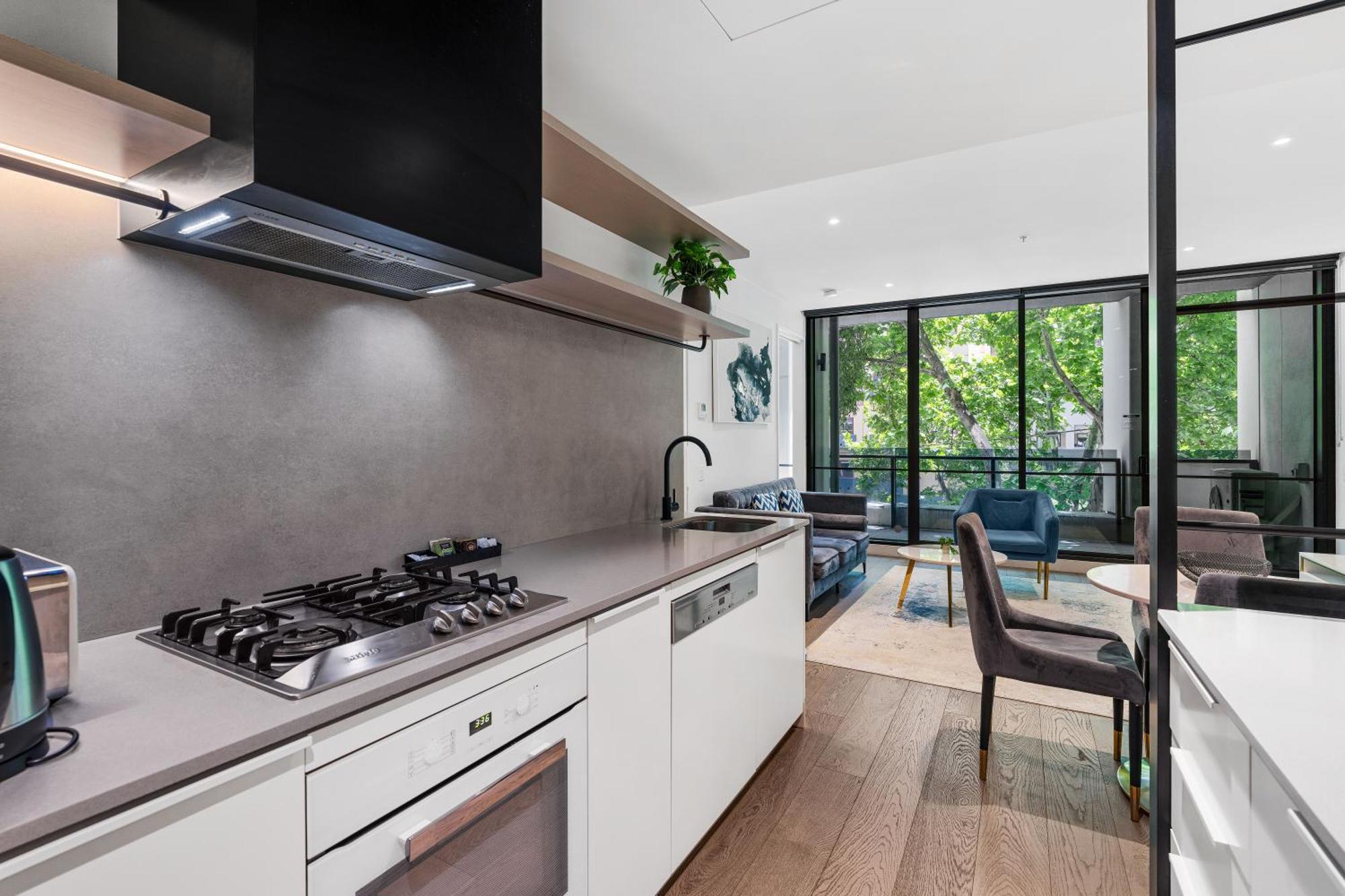 The Eminence Apartments By Cllix Melbourne Exteriör bild