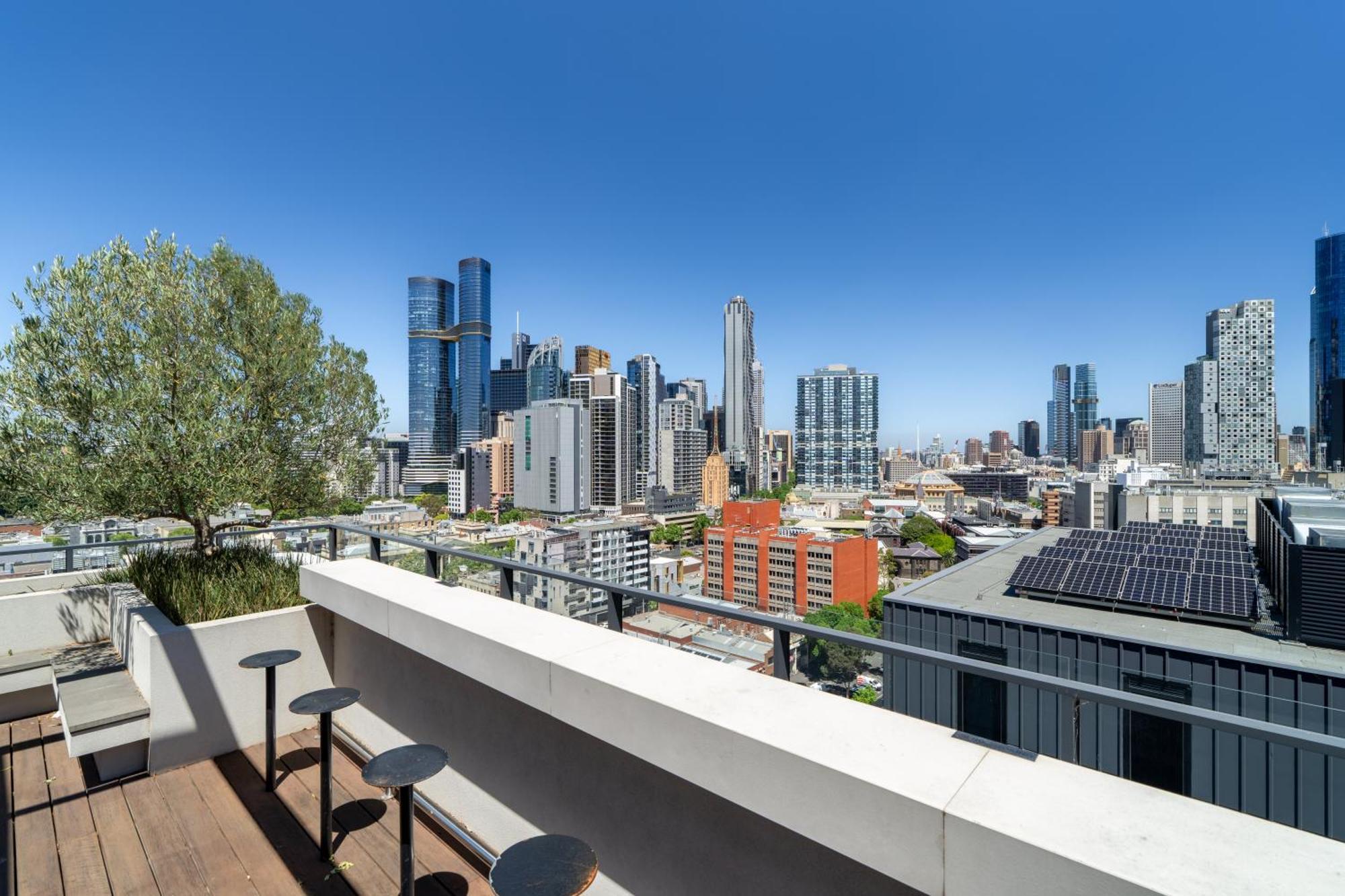 The Eminence Apartments By Cllix Melbourne Exteriör bild