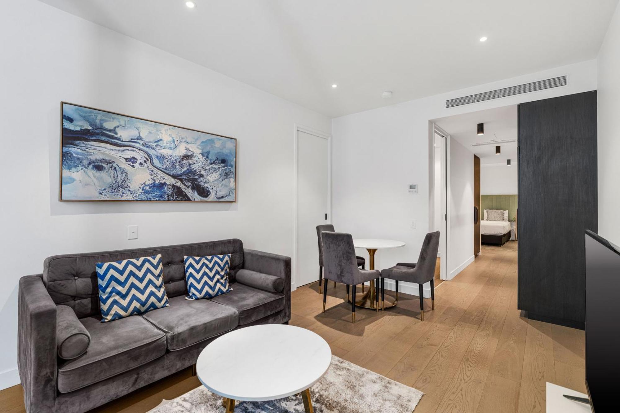 The Eminence Apartments By Cllix Melbourne Exteriör bild