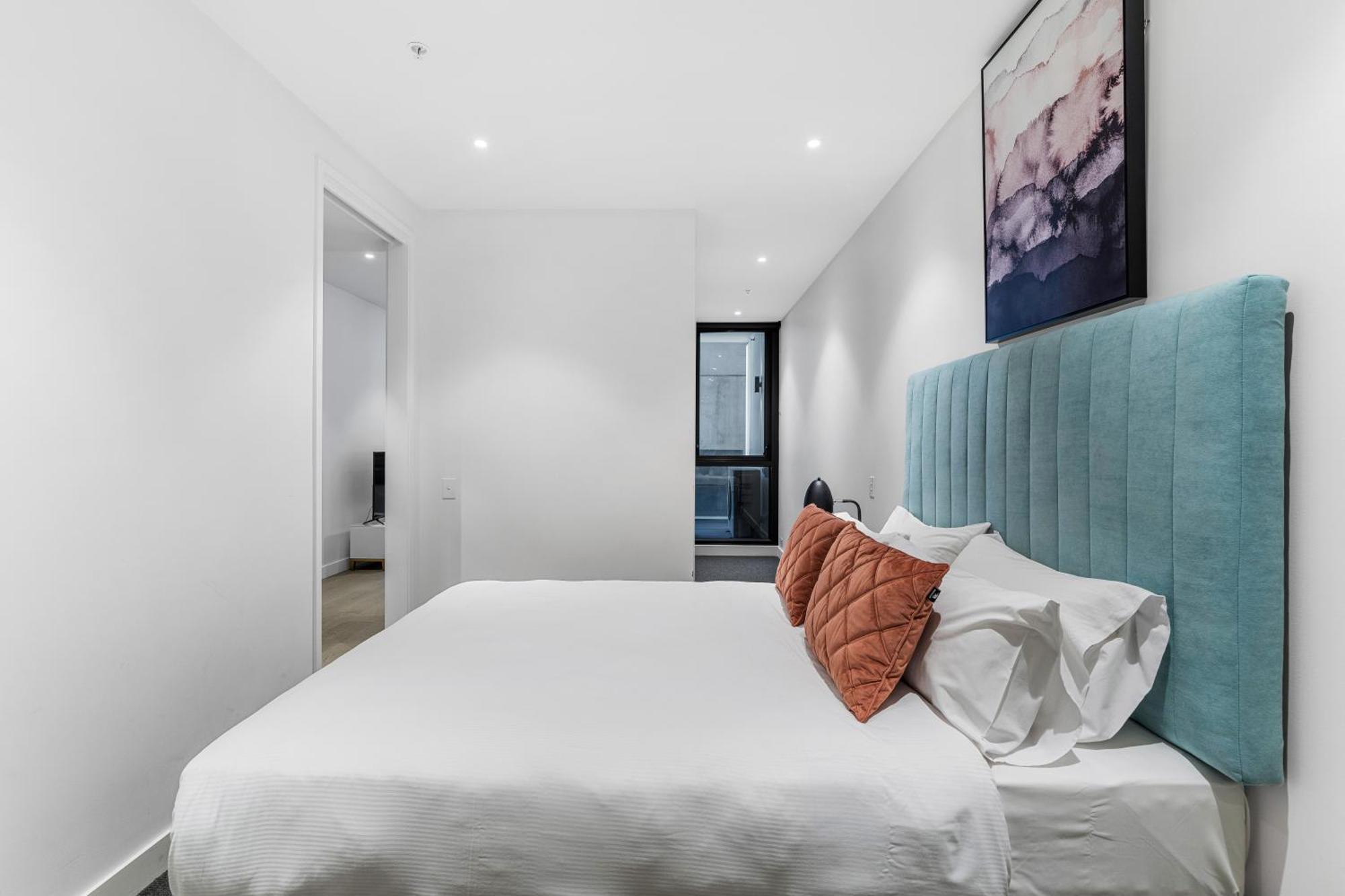 The Eminence Apartments By Cllix Melbourne Exteriör bild