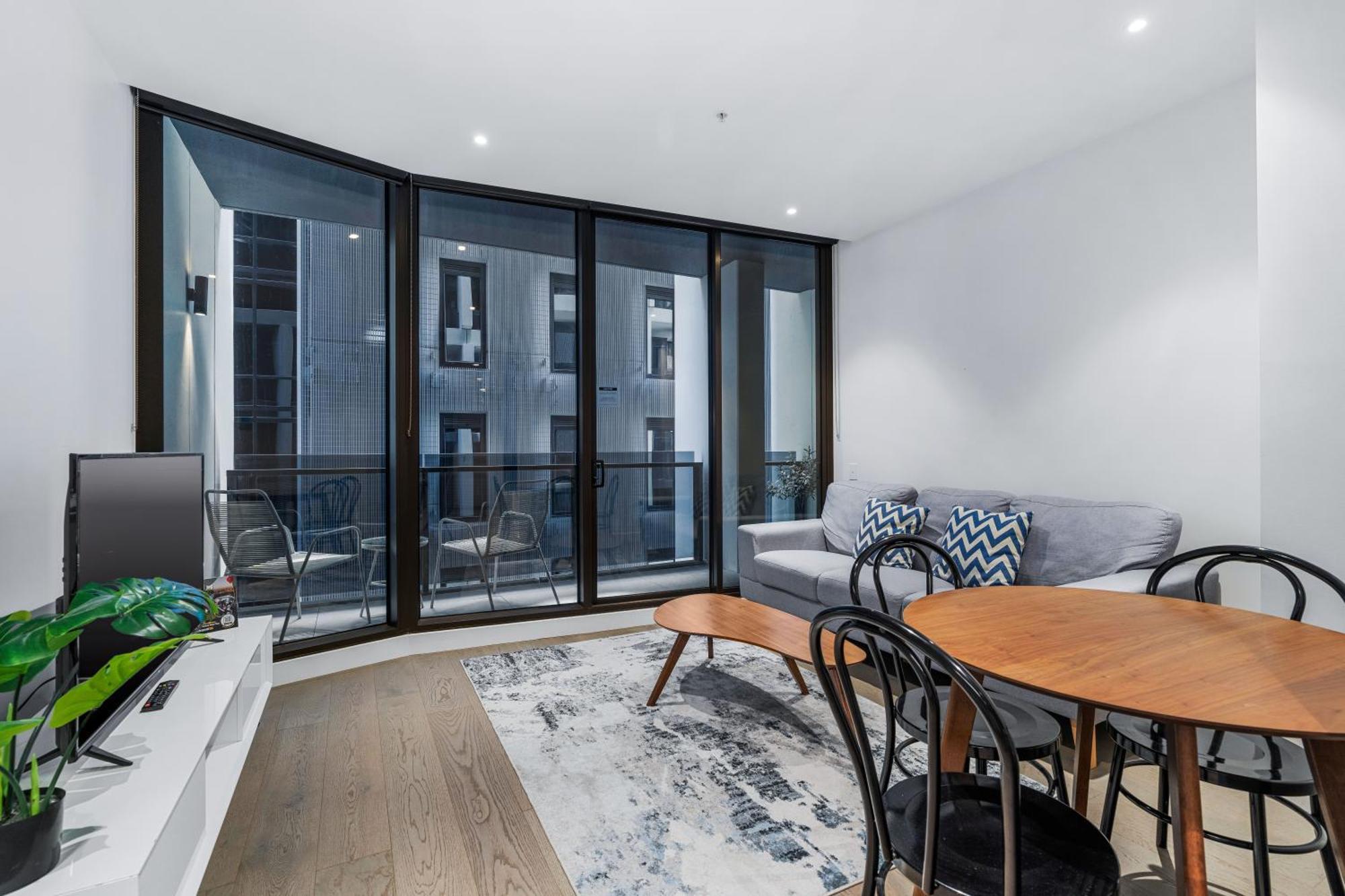 The Eminence Apartments By Cllix Melbourne Exteriör bild