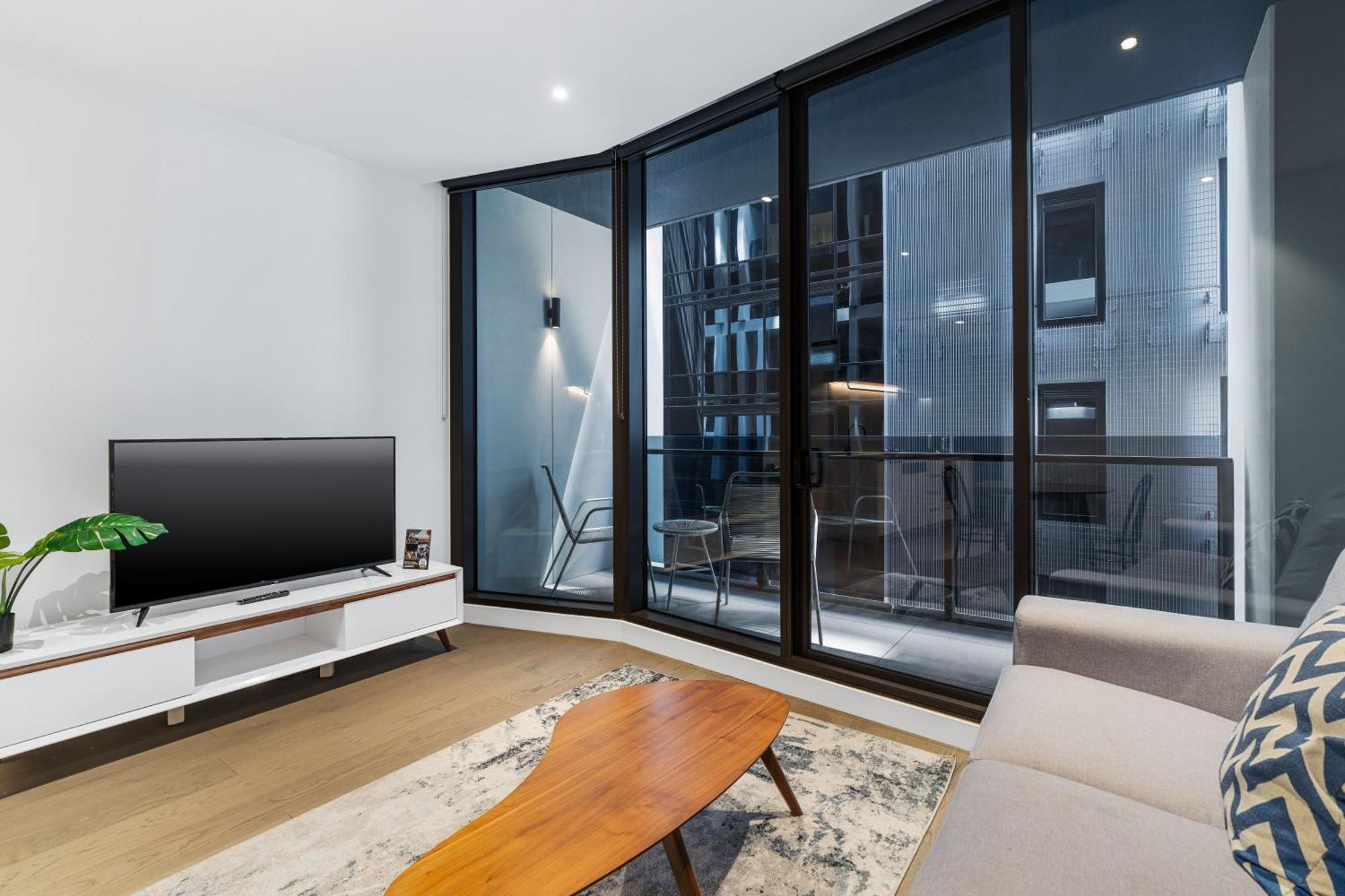 The Eminence Apartments By Cllix Melbourne Exteriör bild
